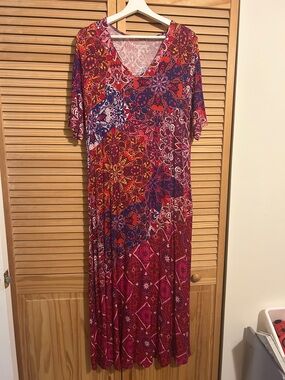 Soft Surroundings V-Neck Maxi Dress in Red, Pink and Blue Floral Medallion